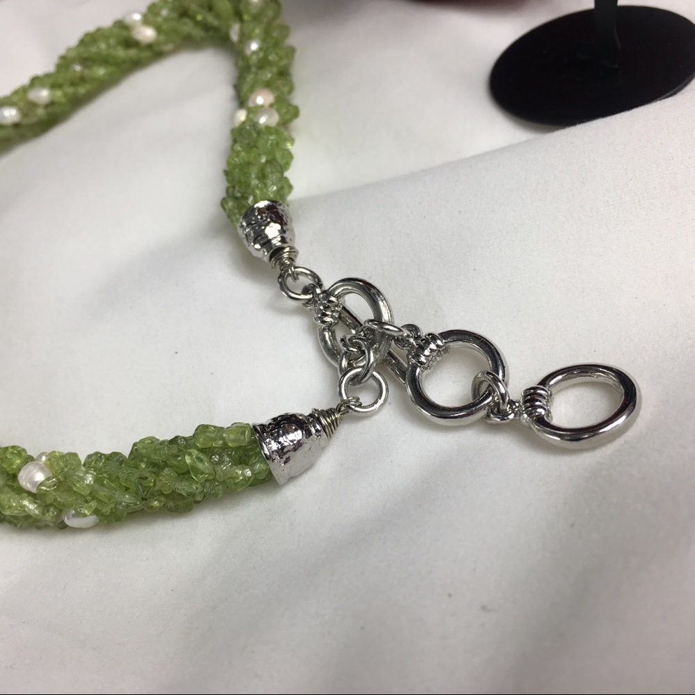 Peridot & Pearl Beaded Necklace & Earring Set - Picture 7 of 8